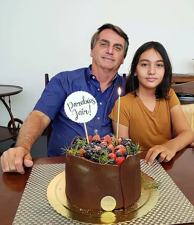 O que aconteceu com Laura Bolsonaro - DIÁRIO POTIGUAR